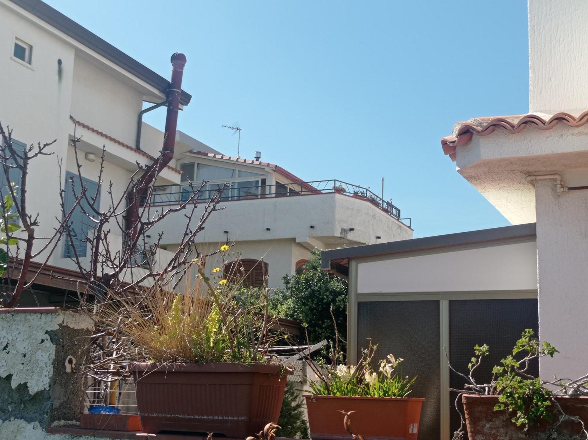 Mansarda Con Terrazzo Vista Mare Villa Oliveri Kültér fotó